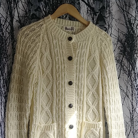 Merci Jrs. Sweater - Picture 1 of 6